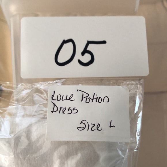 Love Potion Strapless Embroidered Cream Fit Dress Size L - Picture 12 of 12